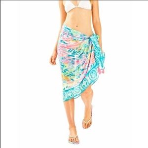 Lilly Pulitzer- seaspray beach wrap